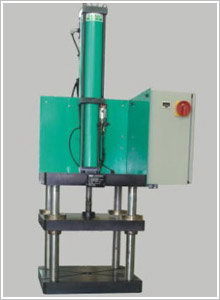 找氣液增力缸-氣液增壓缸價(jià)格/上海達(dá)諾爾機(jī)械設(shè)備的四柱式?jīng)_壓機(jī)MA/MAG系列-四柱式?jīng)_壓機(jī)價(jià)格_四柱式?jīng)_壓機(jī)廠家價(jià)格、圖片、詳情,上一比多_一比多產(chǎn)品庫